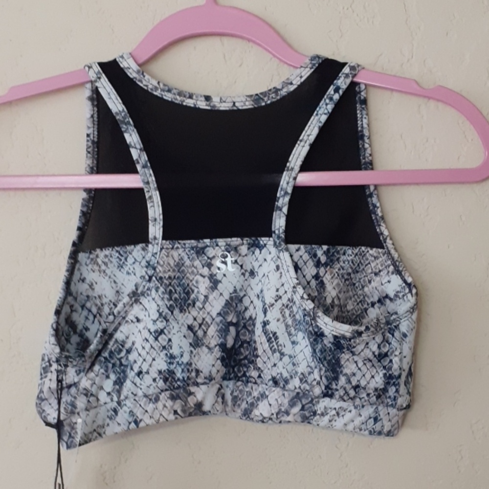 Sports bra - Picture 2 of 3